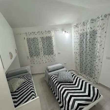 La Casa Di Antovan بيت للعطل *